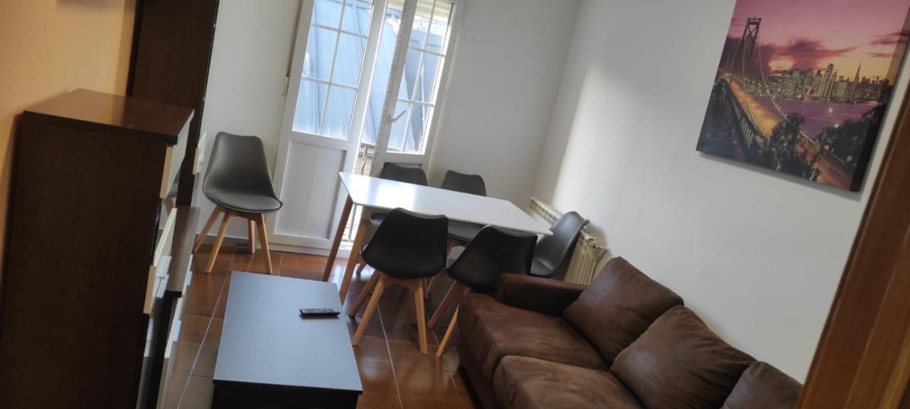 Tin Apt Apartment ลูโก ภายนอก รูปภาพ