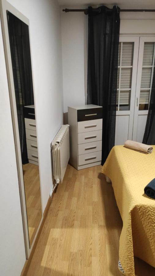 Tin Apt Apartment ลูโก ภายนอก รูปภาพ